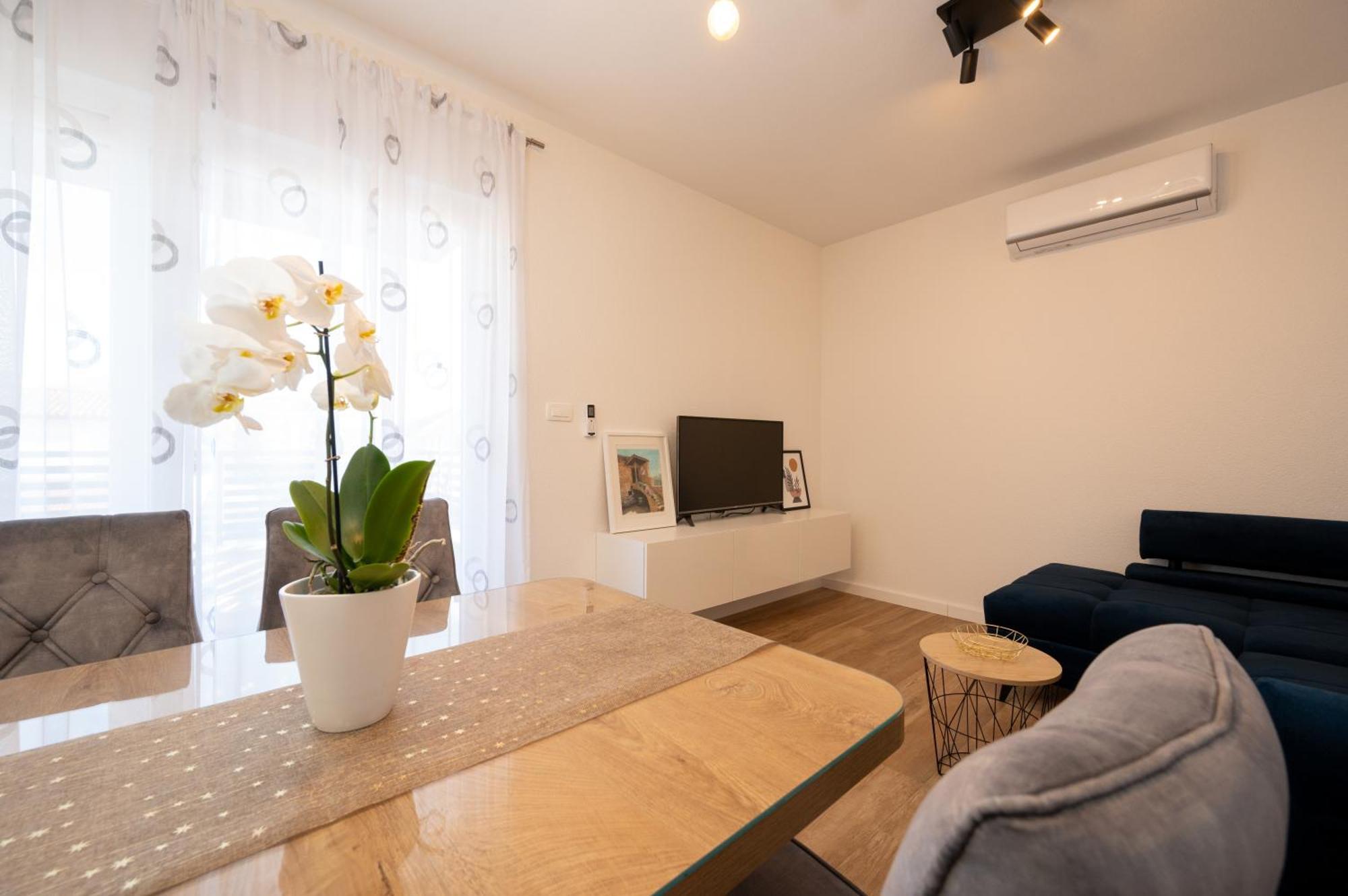Apartment Ivi Trogir Eksteriør billede