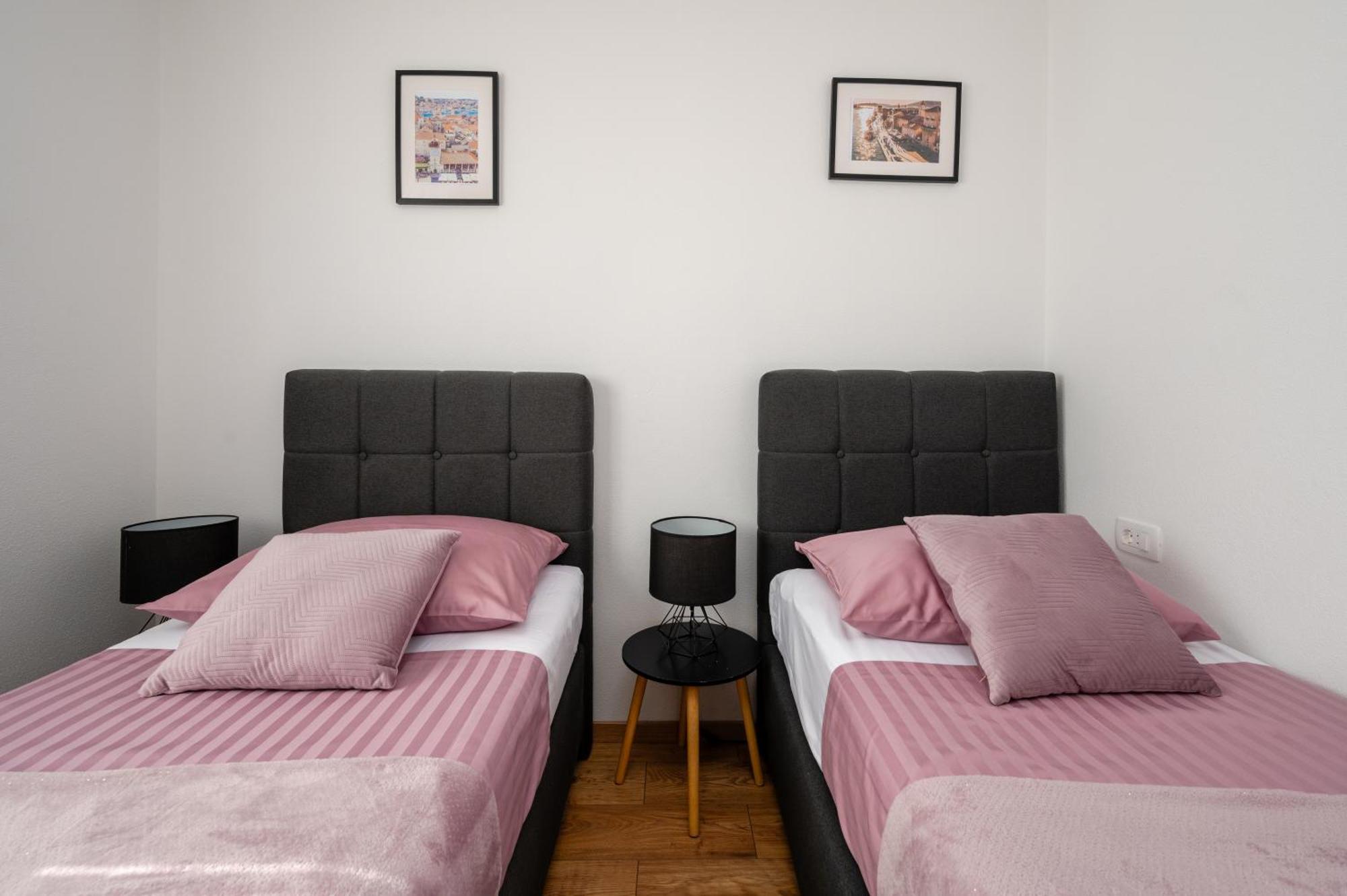 Apartment Ivi Trogir Eksteriør billede