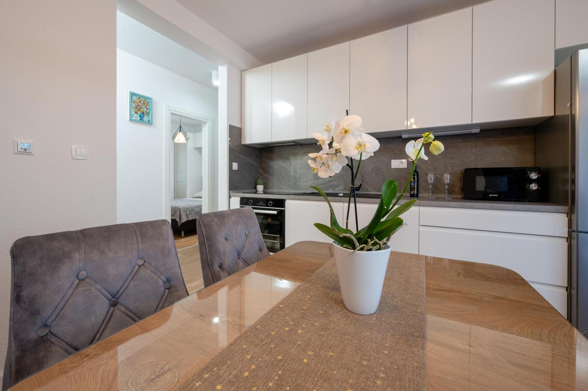 Apartment Ivi Trogir Eksteriør billede